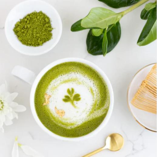  Make matcha tea with milk frother